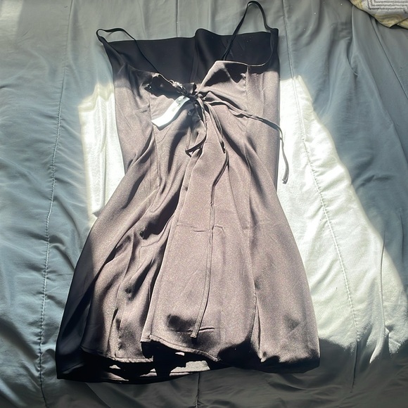 Garage black mini dress, open back, never worn, tags still on. Size: Large - Picture 2 of 4